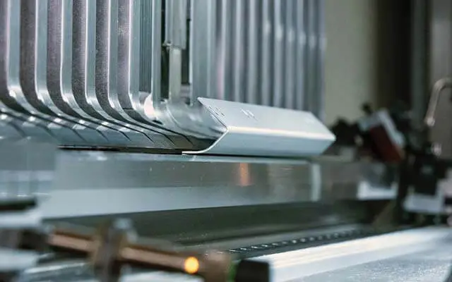 अपनी आवश्यकताओं के लिए सर्वश्रेष्ठ प्रेस ब्रेक टॉलिंग कैसे चुनें