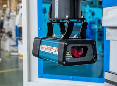 सुरक्षा व्यवस्था में प्रेस ब्रेक के आवेदन