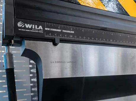 क्लैम्पिंग सिस्टम में प्रेस ब्रेक के अनुप्रयोग