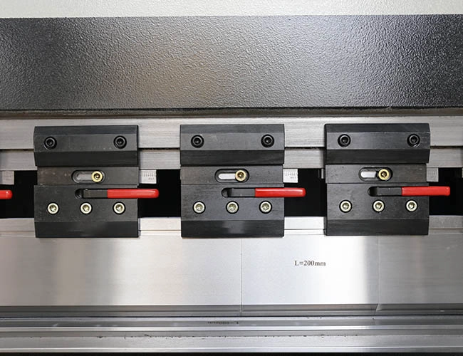 Segmented Punch & Quick Clamp Segmented Punch & Quick Clamp