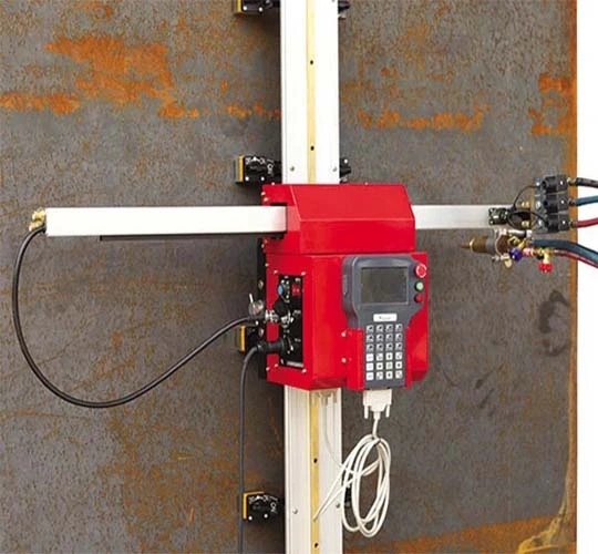 HNC-100K पोर्टेबल चुंबकीय ऊर्ध्वाधर cnc प्लाज्मा और लौ काटने की मशीन