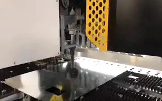 लैंगई 2024 मोड़-सर्वो-इलेक्ट्रिक पैनल बेंडर स्मार्ट PBP-2500