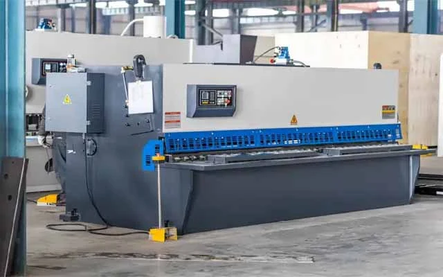 हाइड्रोलिक शियर खरीदते समय मुझे क्या विचार करना चाहिए?